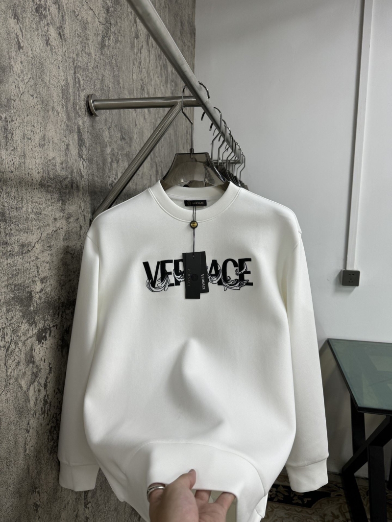VERSACE